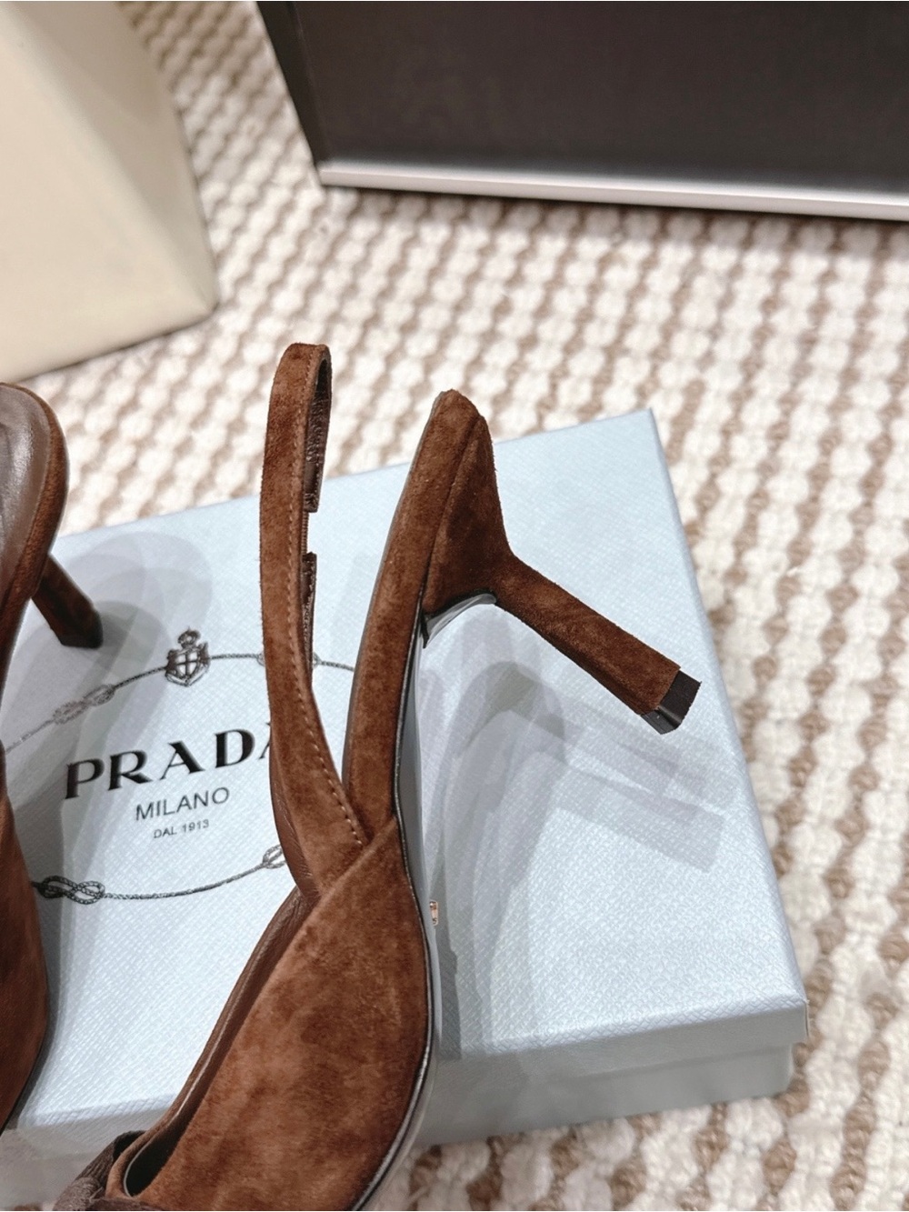 Prada Brown Suede Pointed Slingback Pumps with Bow Detail - Picture 5 of 7